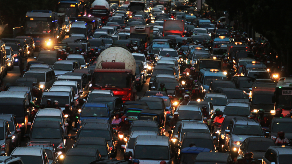 Mumbai Traffic Diversions Announced for French President Macron Visit on February 17