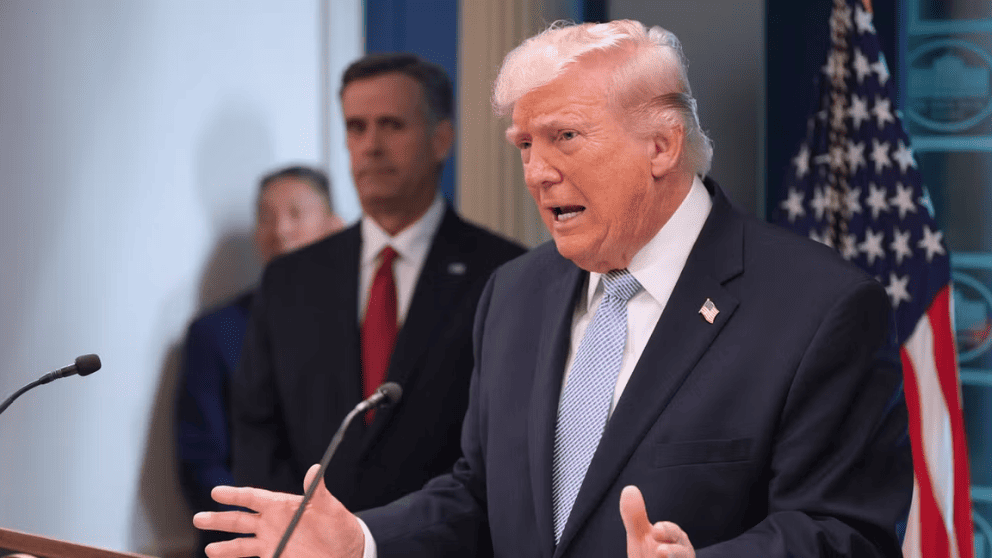 Trump suspends Iran bombing for two weeks and declares a ceasefire