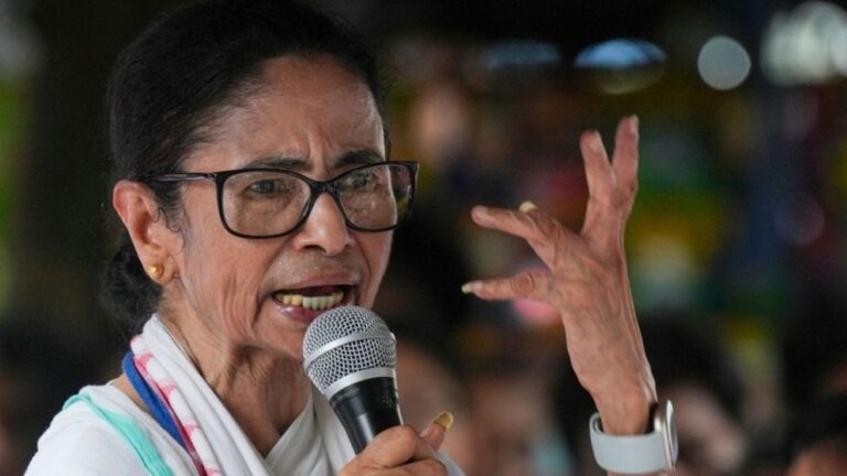 A Major Political Shakeup: Rebel TMC MLAs Challenge Mamata Banerjee