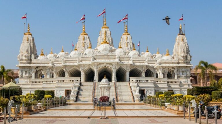 The Legal Battle Over a Swaminarayan Temple Murder Convict
