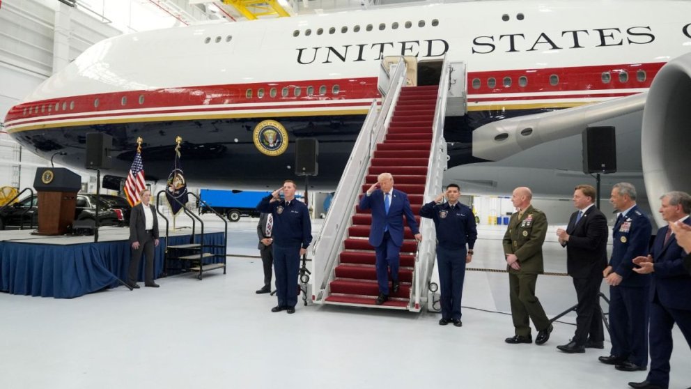 A Flying White House: Trump Unveils New Air Force One Gifted by Qatar